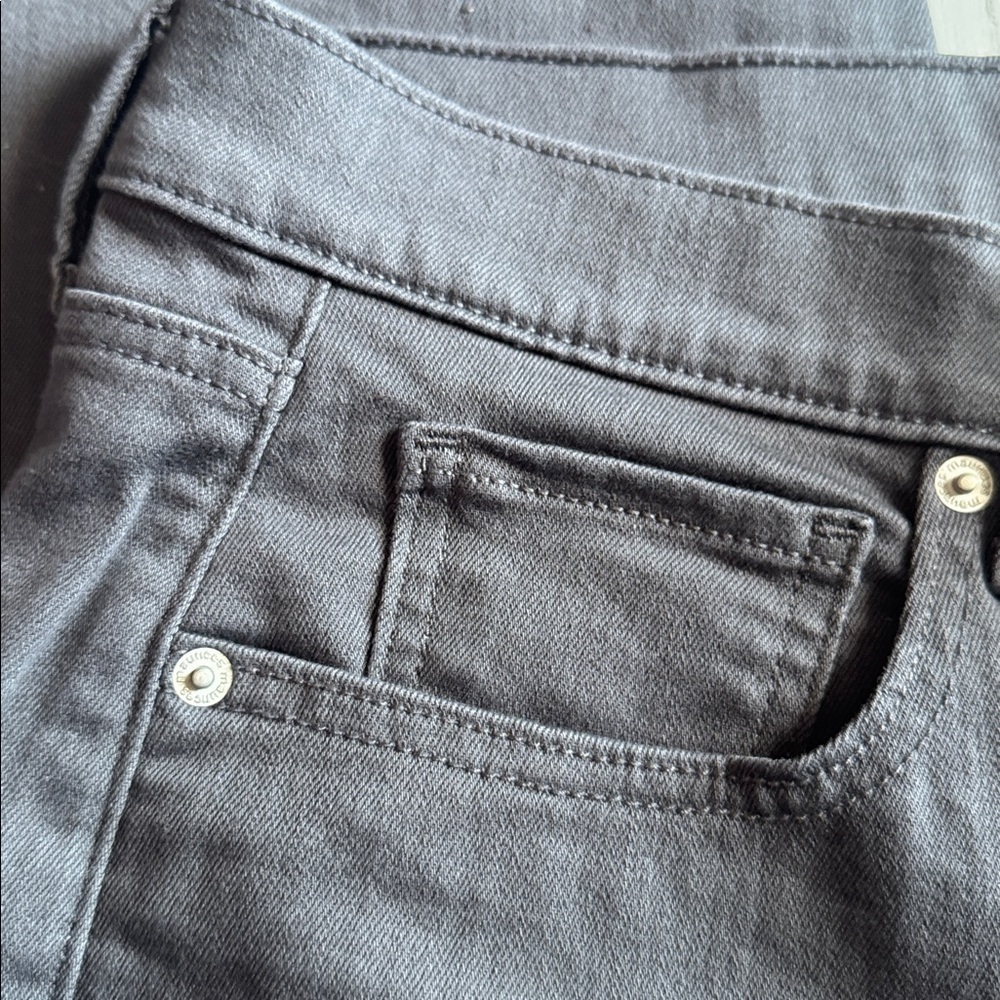 M Jeans By Maurices Charcoal Straight Leg Jeans Short - Picture 6 of 10